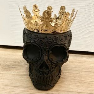 Bath & Body Works BBW Skull Filigree King Candle Holder - NEW